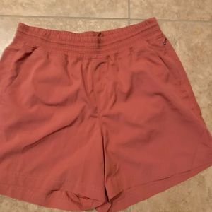Old navy coral sport shorts sz S tall